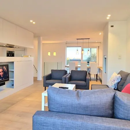 Plaza B Duplex Penthouse Met Zeezicht Apartament De Panne